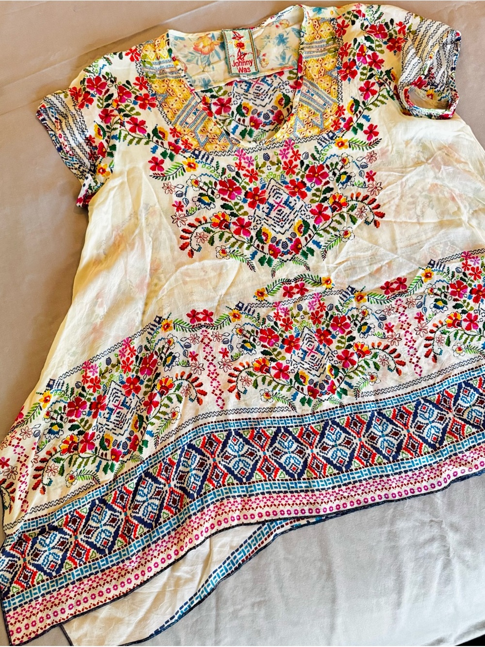 JOHNNY WAS Semi-Sheer Cream Colorful Floral Handkerchief Hem Tunic Top - Picture 4 of 16